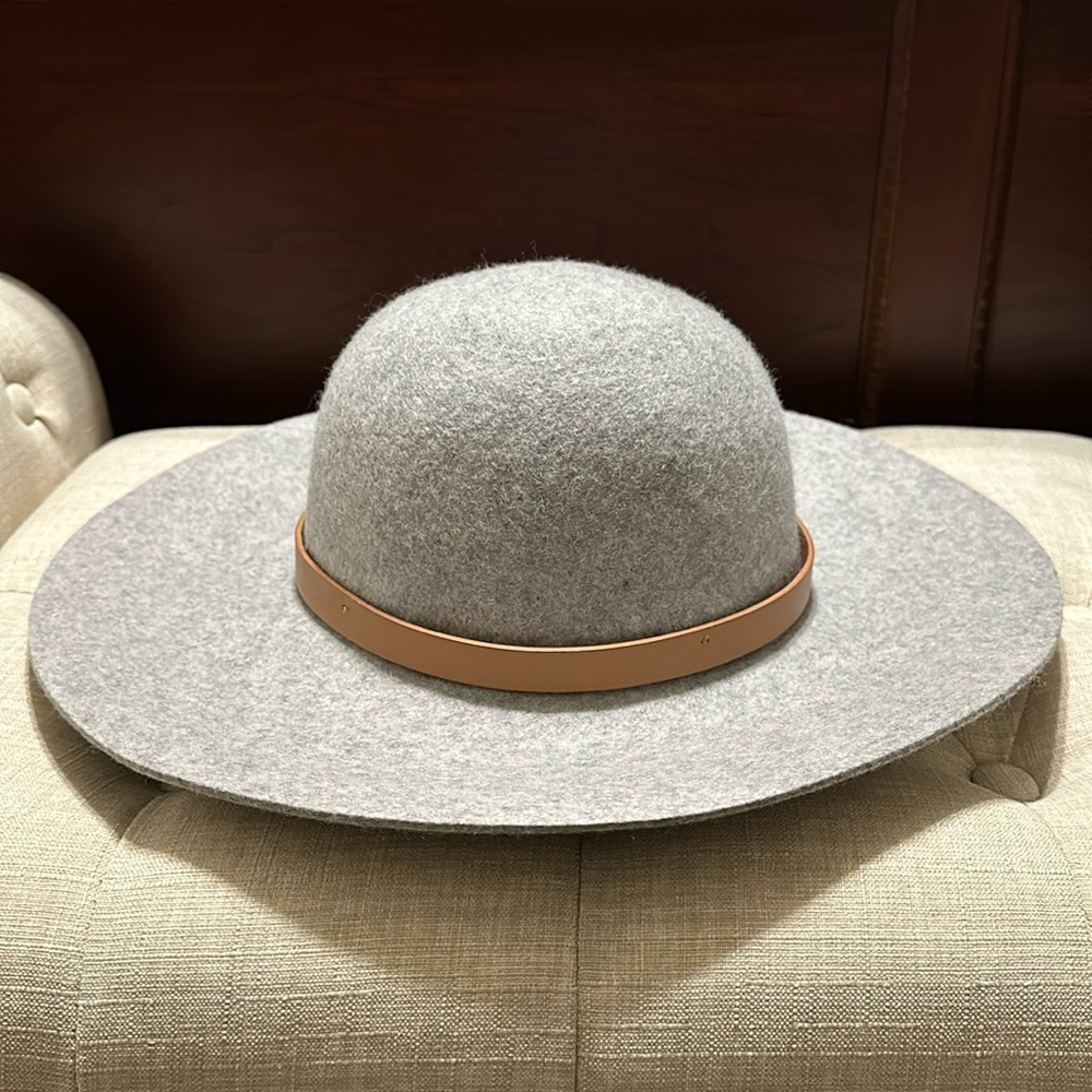 Maurices grey wool hat